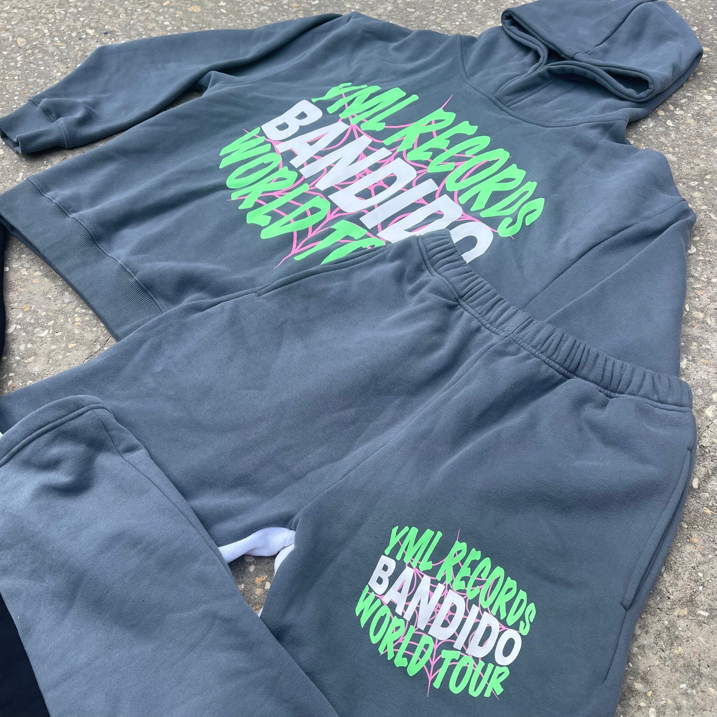Grey “Bandido World Tour” Set